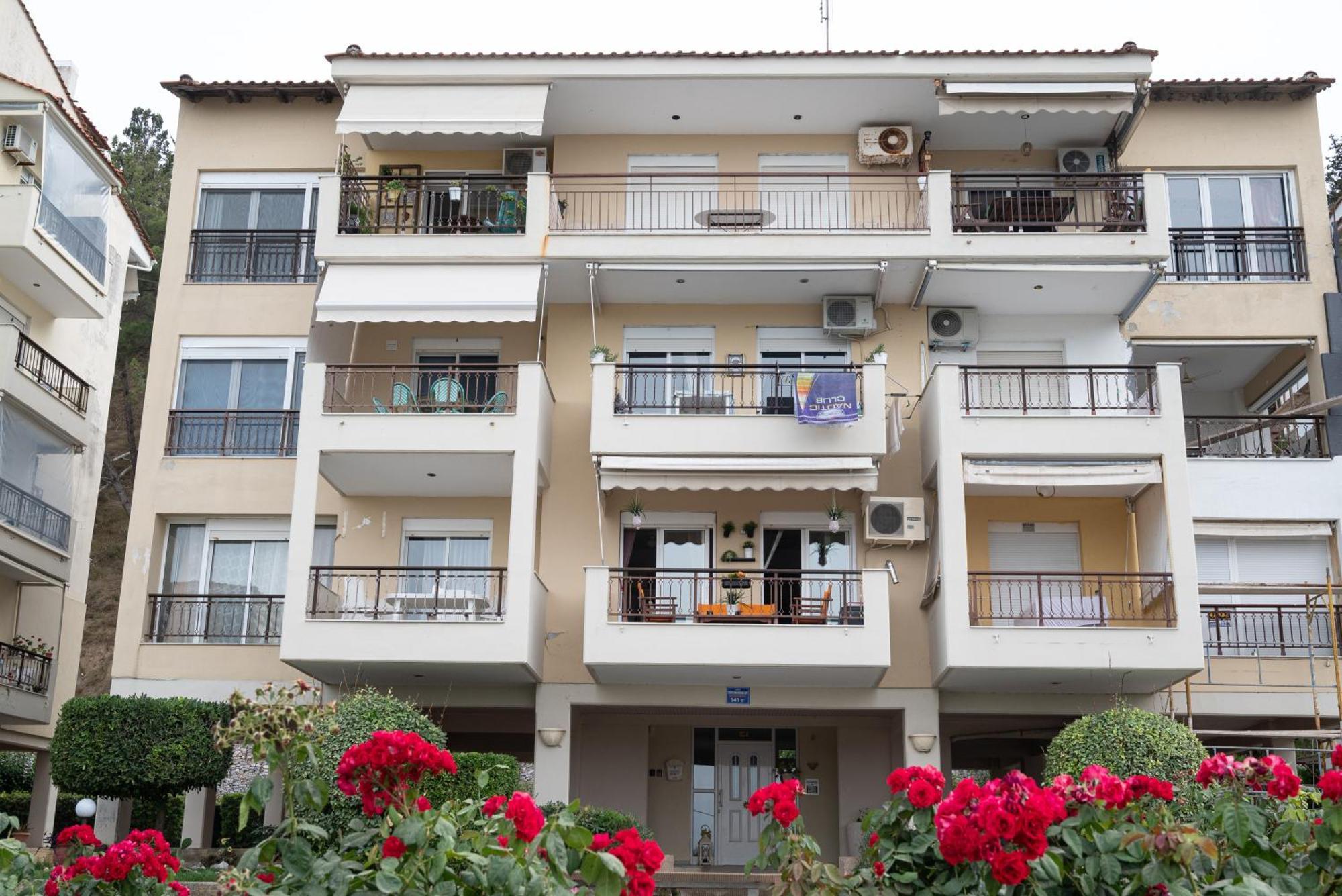 Ammos Lux Apartments Agia Triada  Bagian luar foto